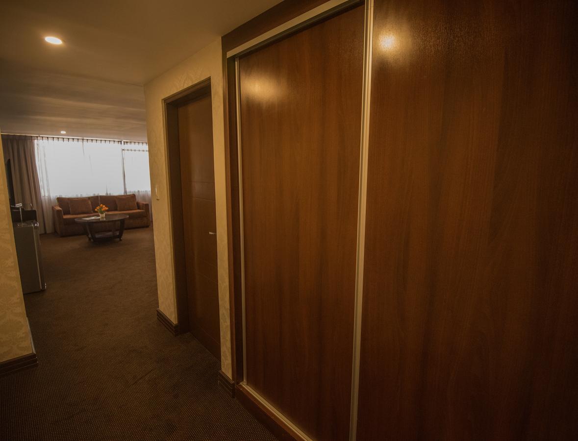 Roles Hotel Sucre Eksteriør billede